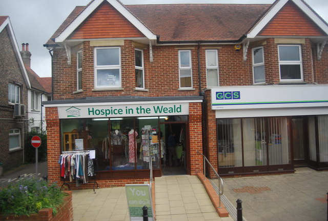 File:Hospice in the Weald - geograph.org.uk - 4045660.jpg