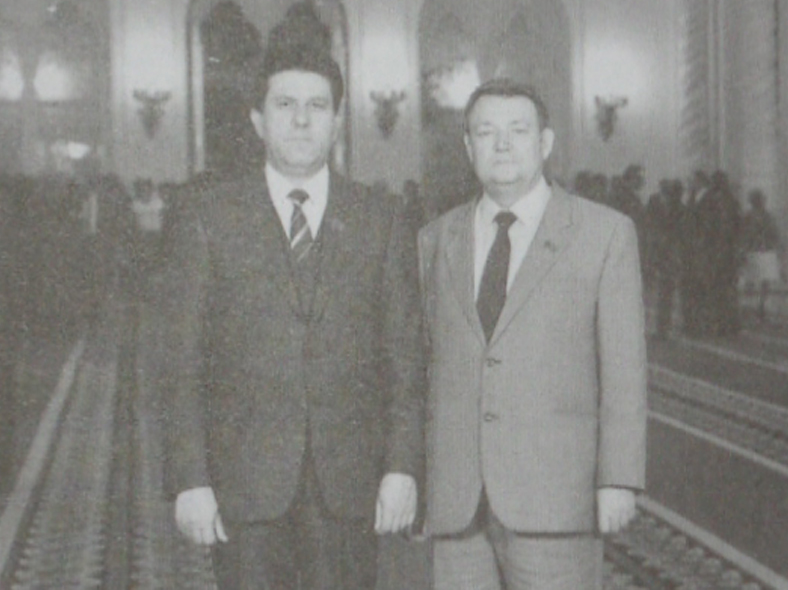 File:Kochetkov-and-Mysnikov.jpg