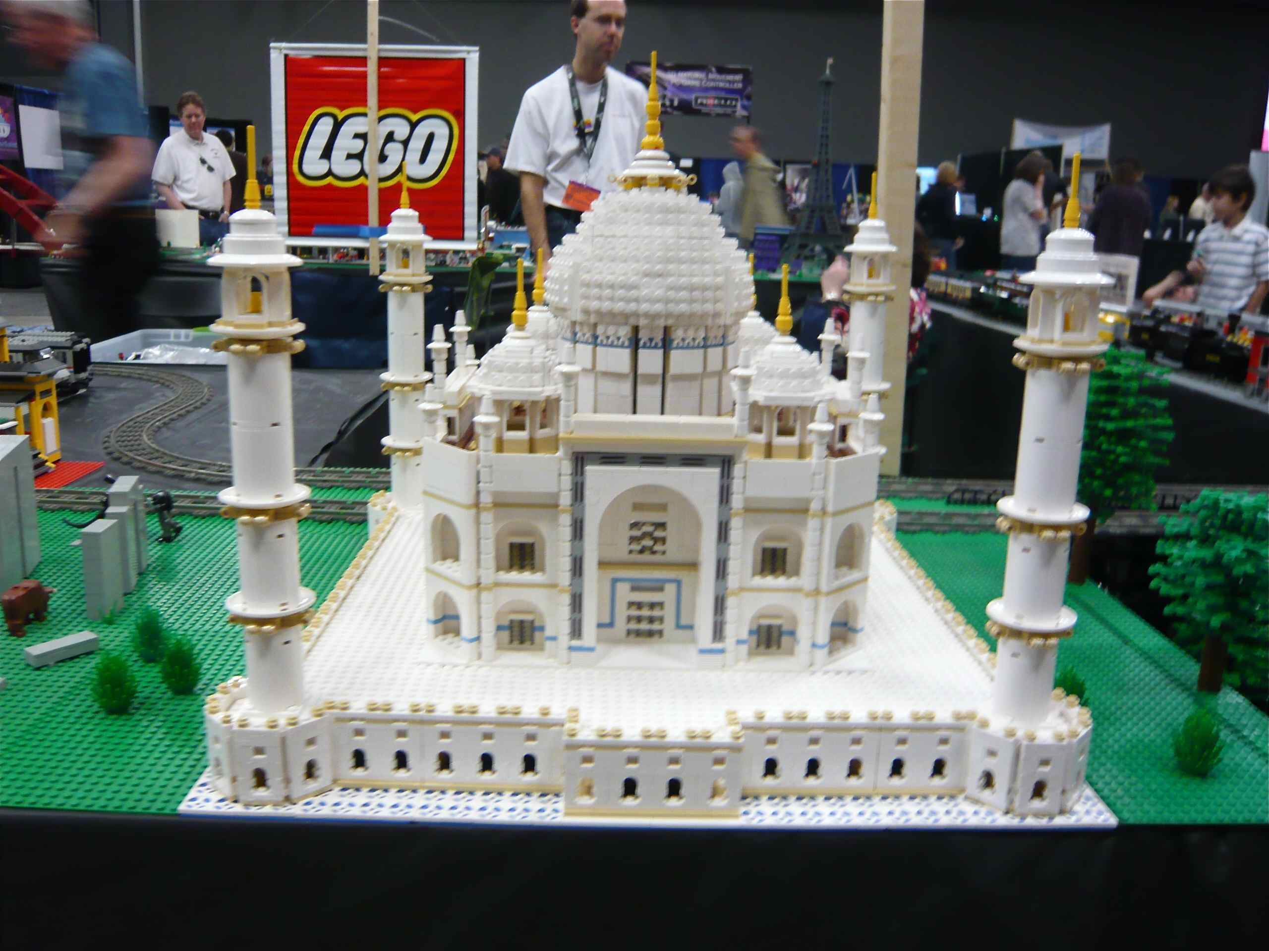 File:Lego Taj Mahal.jpg - Wikimedia Commons