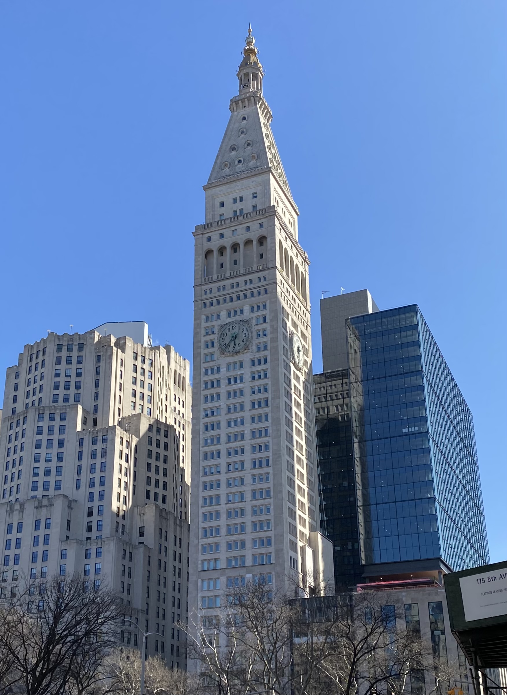 Metropolitan Life Insurance Company Tower - Wikipedia