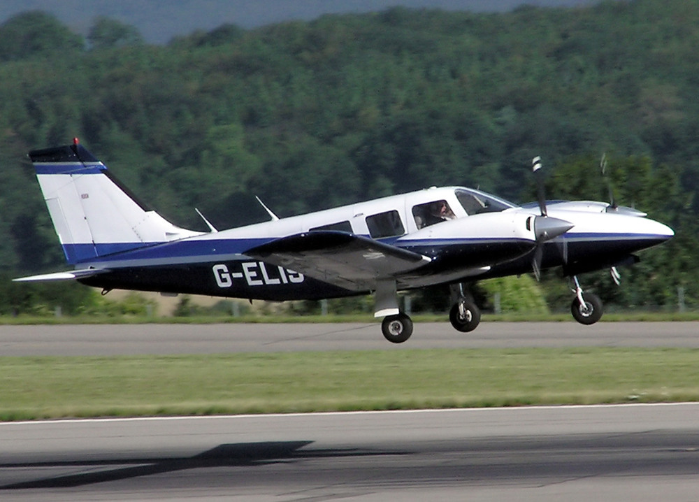 Piper Pa 34 Seneca Wikipedia