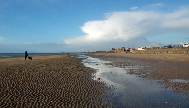 File:Sand, Water and Sky - geograph.org.uk - 5157247.jpg
