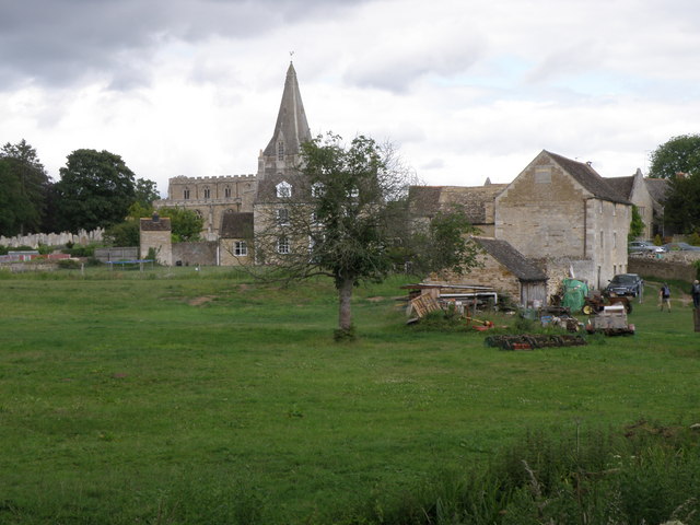 View across the mill meadow - geograph.org.uk - 2476567