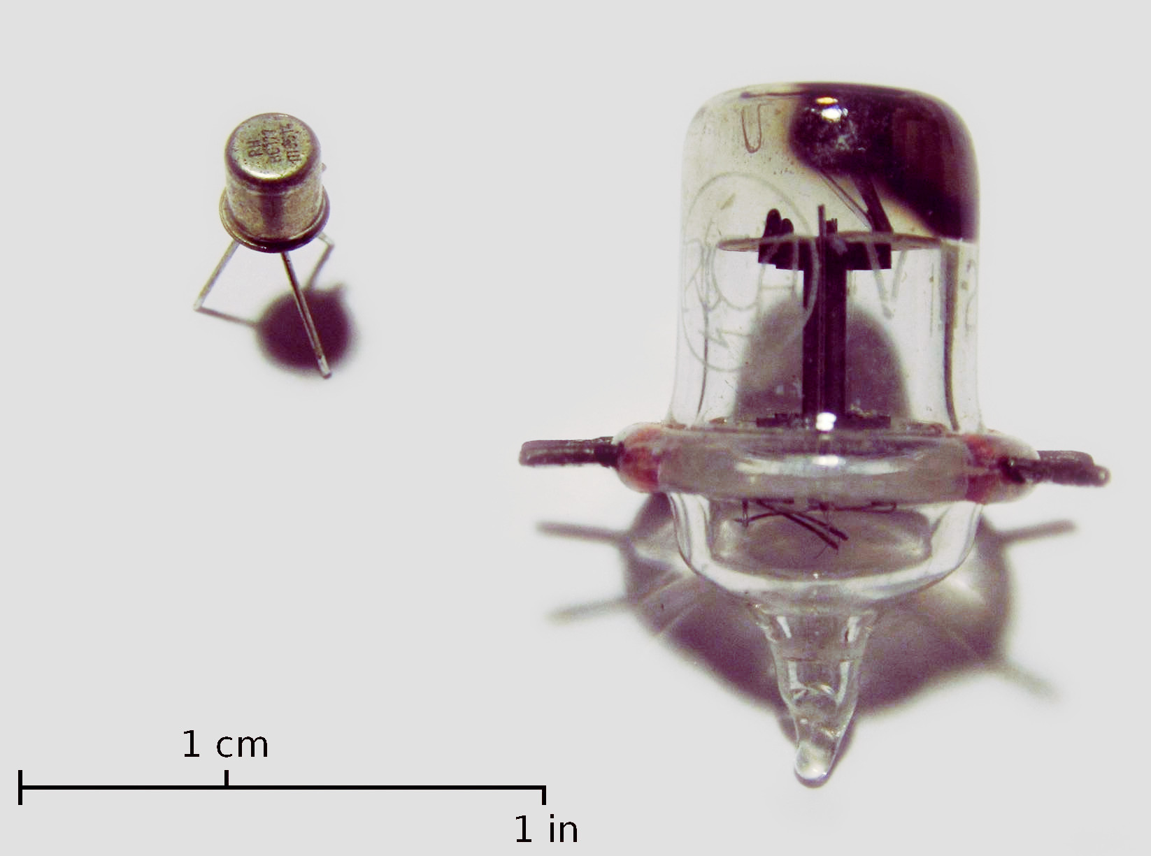 955 acorn triode - Wikipedia