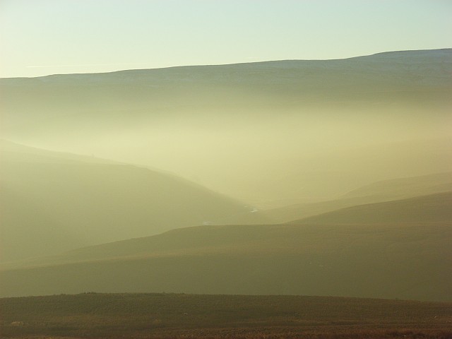 File:A hazy shade of winter - geograph.org.uk - 640332.jpg