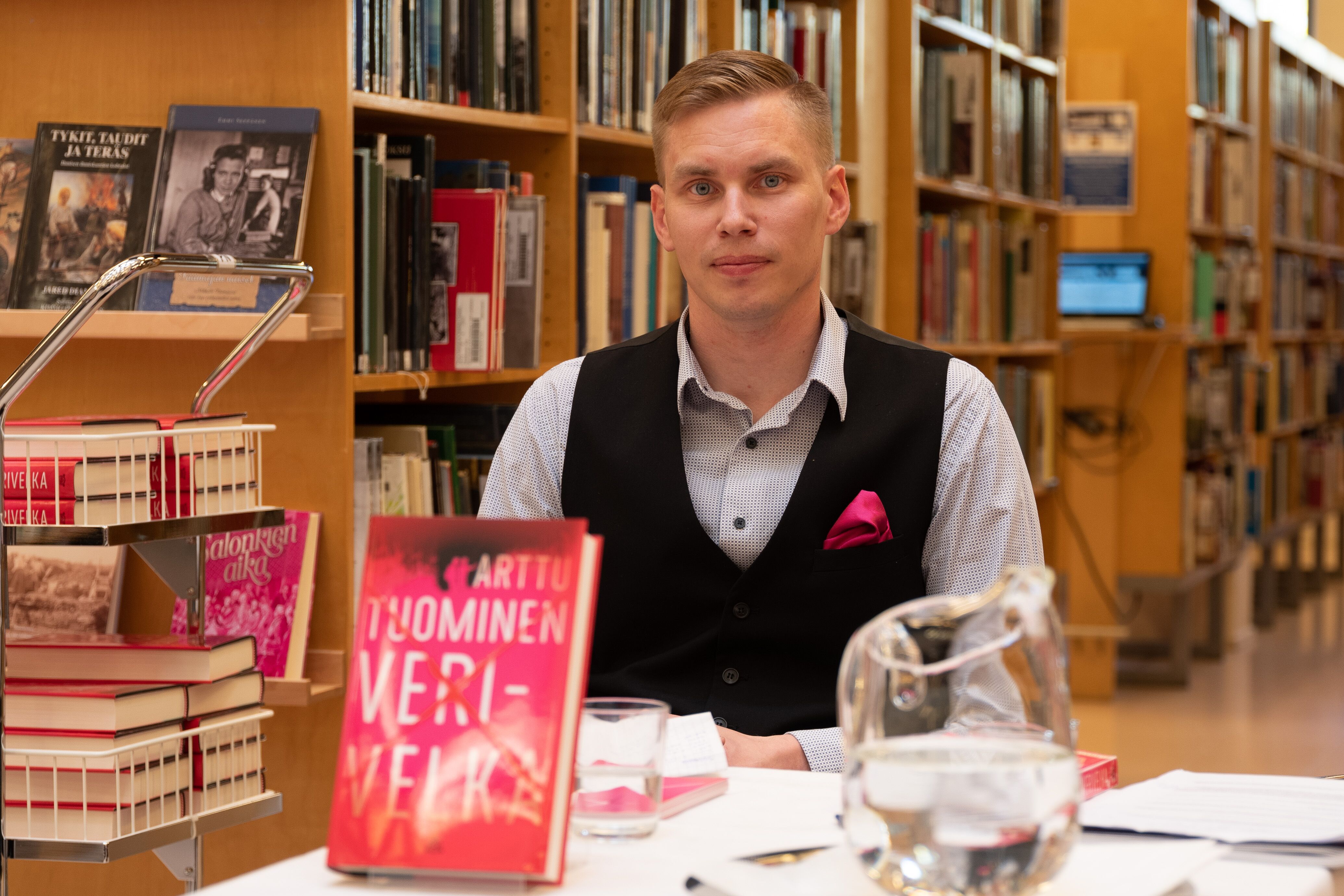 Arttu Tuominen - Erstes Buch der Delta-Serie: Buchvorstellung in der Stadtbibliothek Pori 2019, Foto: Kari Pyy
