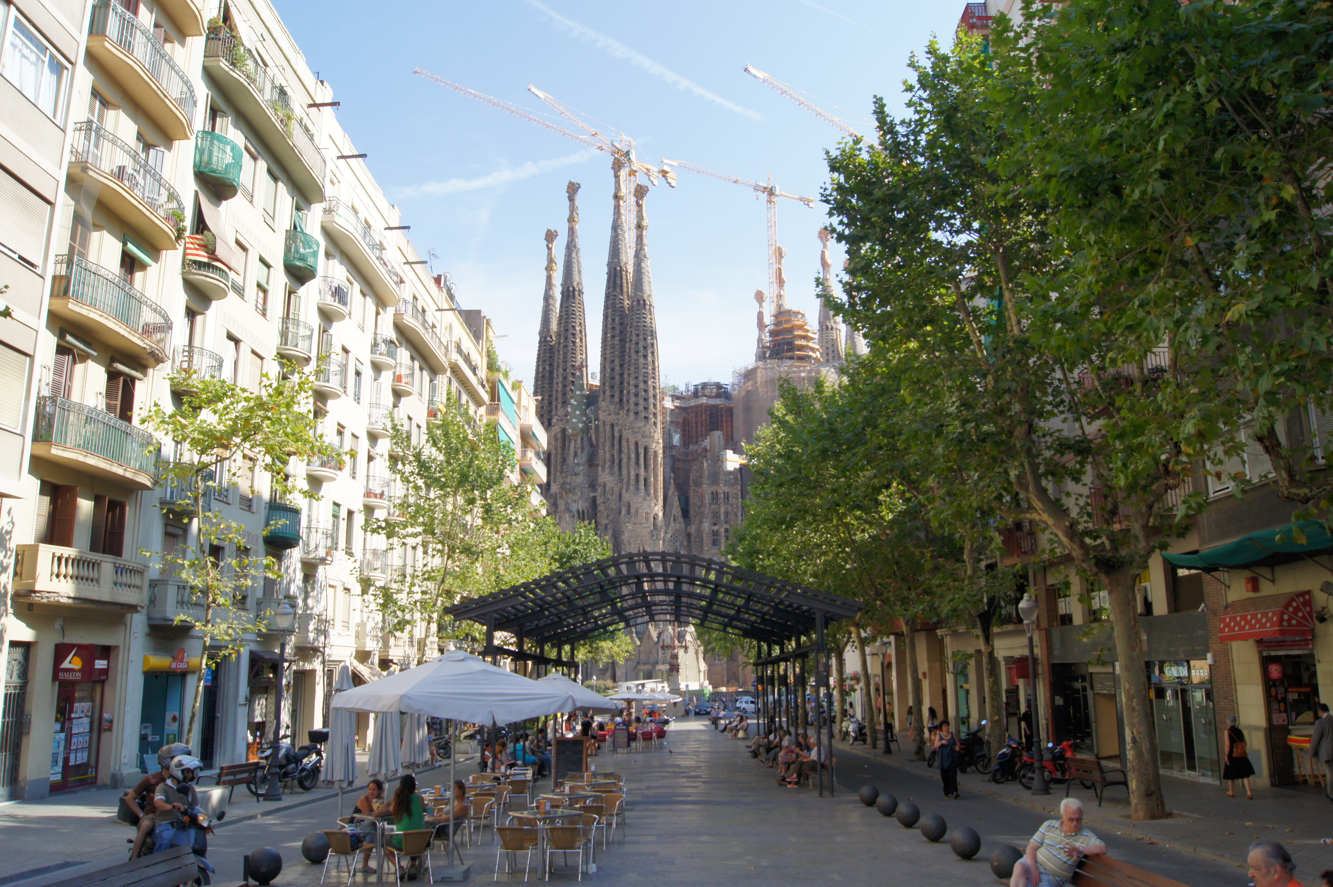 avinguda de gaudi фото