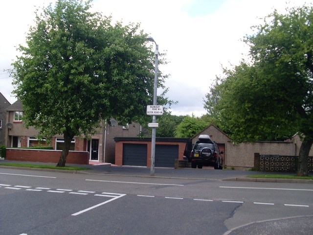 File:Balmuildy Road-Hilton Road - geograph.org.uk - 1324873.jpg