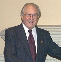 <span class="mw-page-title-main">Gildas Molgat</span> Canadian politician