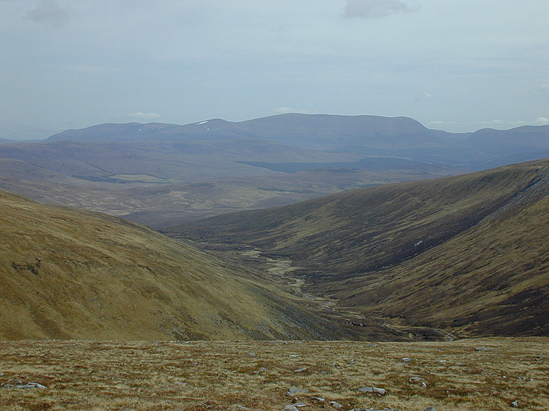 File:Hinterland of the Allt Glas Toll Mor - geograph.org.uk - 509470.jpg