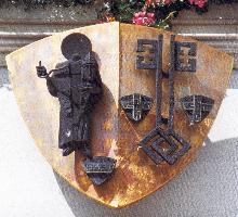 Wappen, angebracht am Krefelder Rathaus
