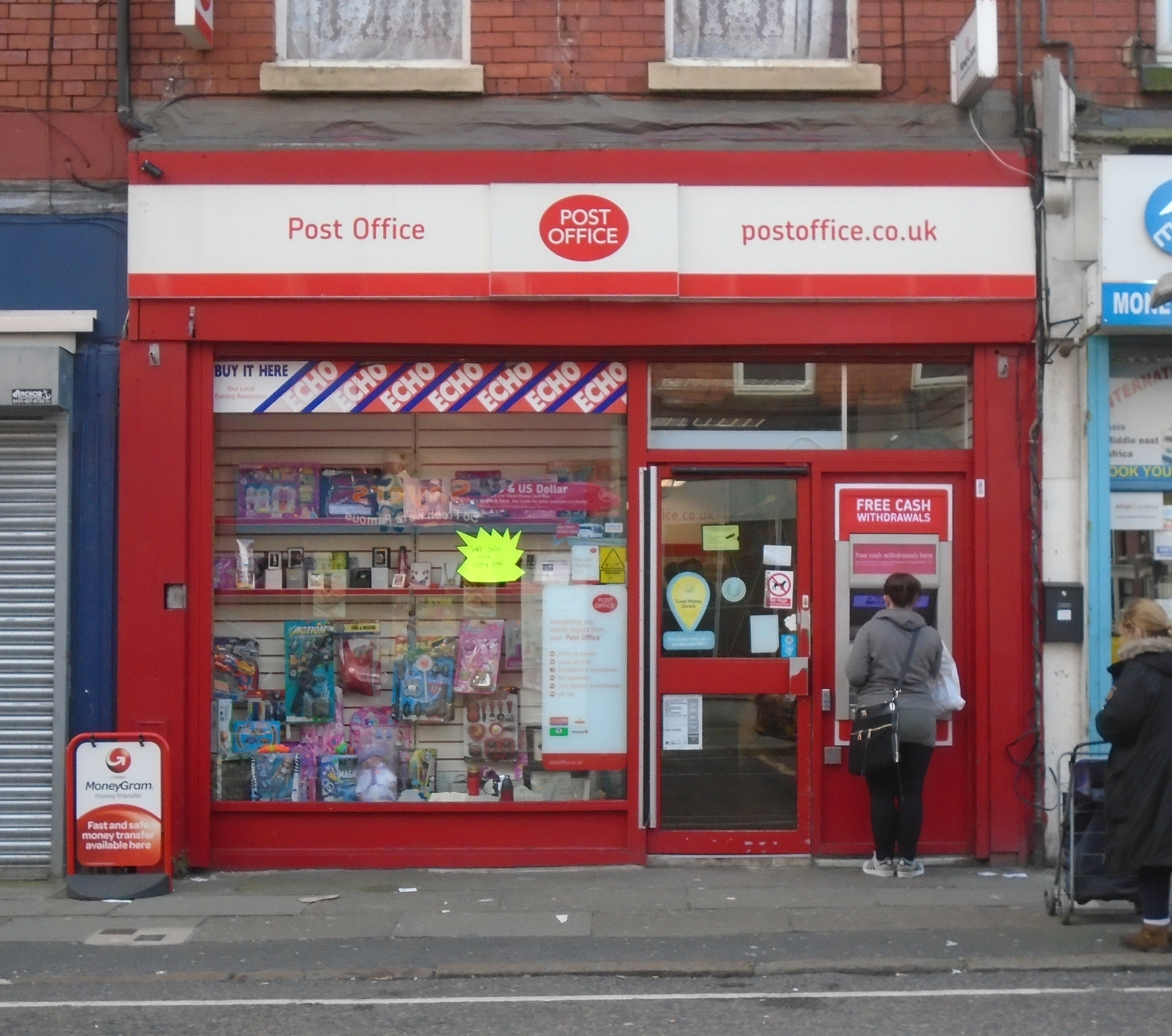 Arrived at post office. Post Office. Post Office uk. Post Office photo. Вывеска Post Office.