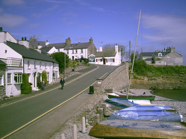 Moelfre - geograph.org.uk - 993700