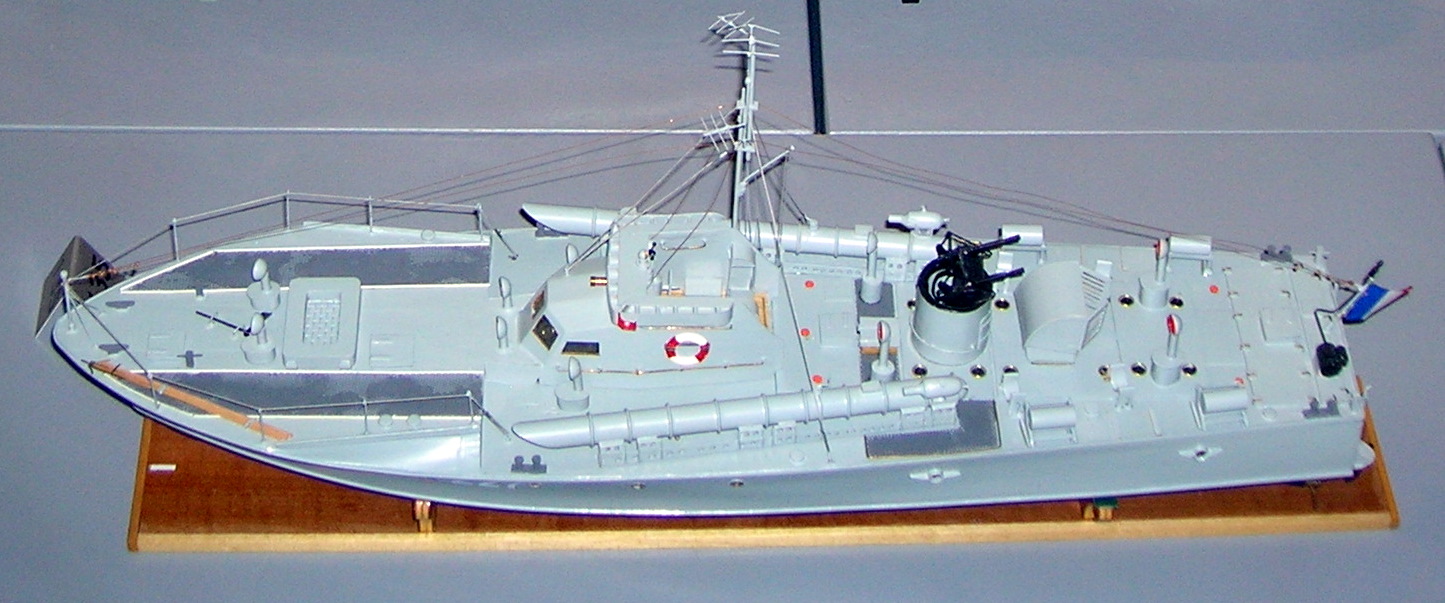 File:Motor torpedo boat MBT model.jpg - Wikimedia Commons
