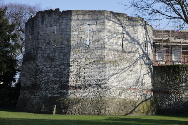 File:Multangular Tower, York - geograph.org.uk - 1717576.jpg