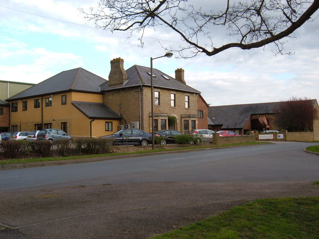 File:National Badminton Centre, Loughton Lodge - geograph.org.uk - 746852.jpg