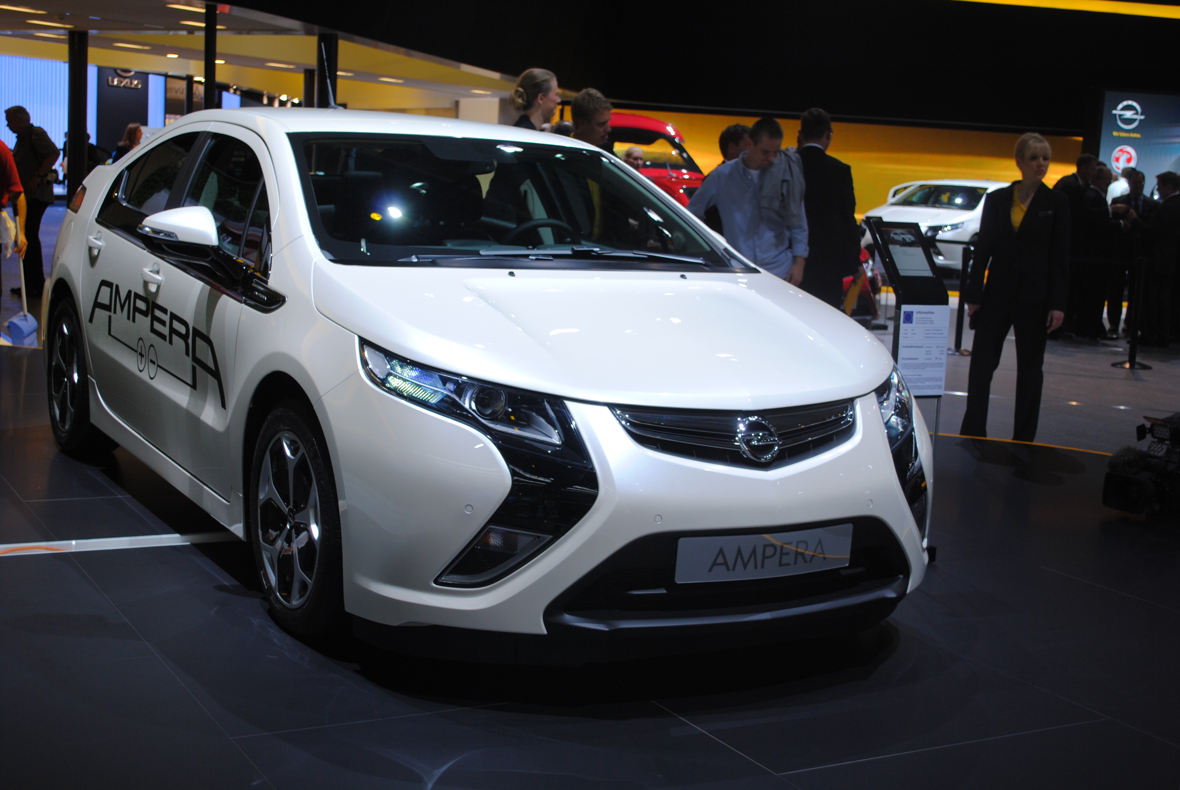 Opel ampera