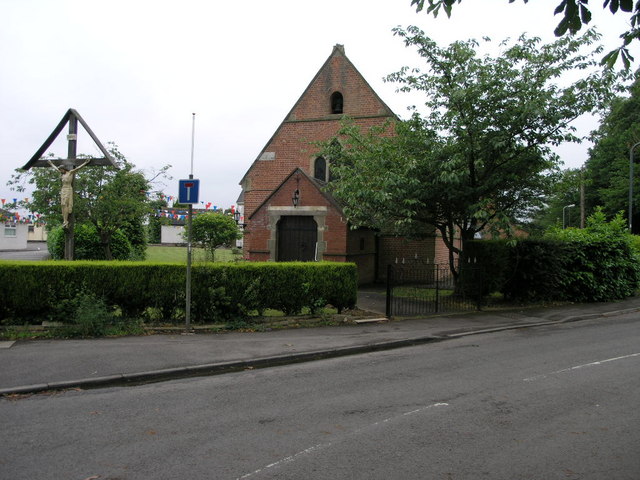 File:Our Lady of the Sacred Heart Bulkington.jpg