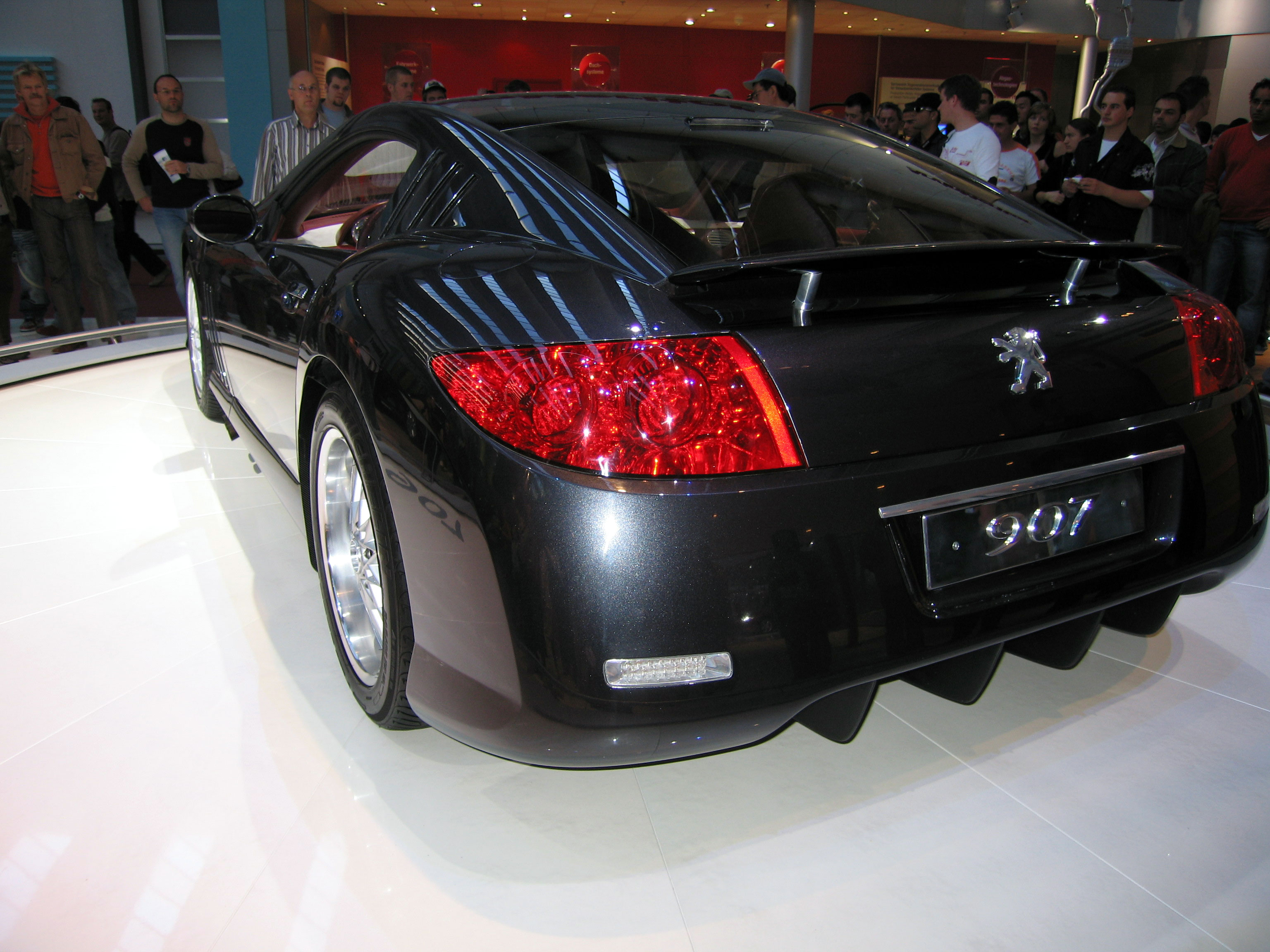 Peugeot 907 2004