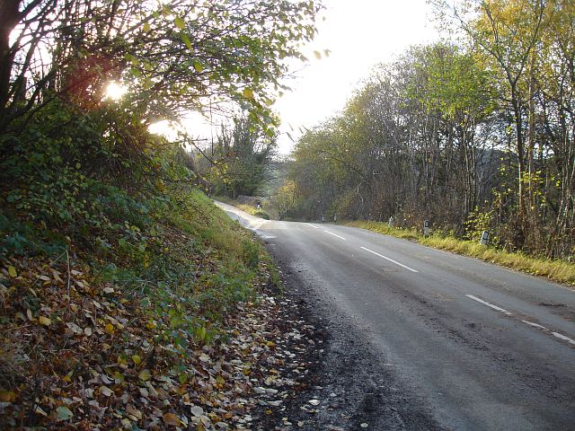 File:Road under Goron-ddu - geograph.org.uk - 611389.jpg