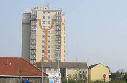 File:Staner Court, near Newington, Ramsgate - geograph.org.uk - 382527.jpg