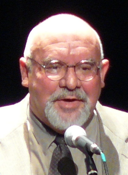 File:Stuart Gordon 2008 (cropped).jpg