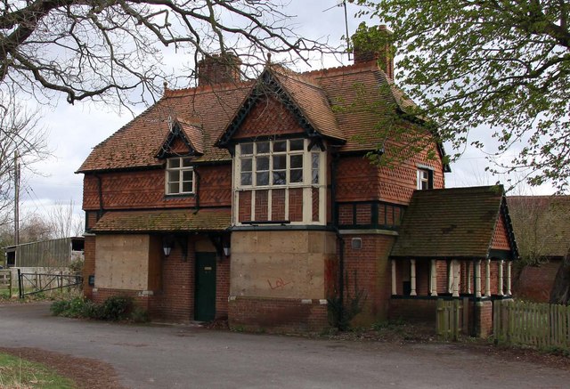 File:The White Lion, Culham - geograph.org.uk - 1221292.jpg