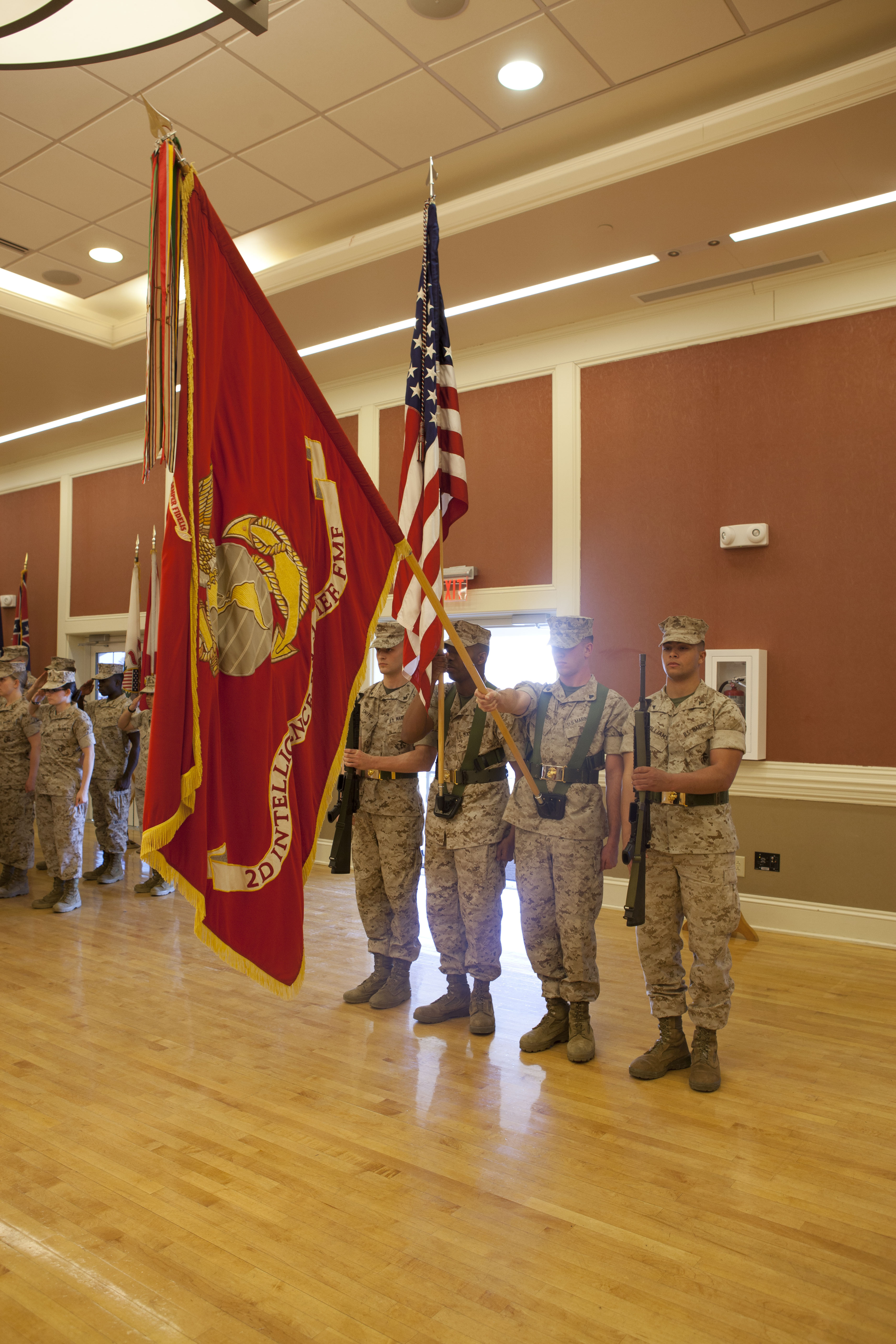 File U S Marines With 2nd Intelligence Battalion 2nd Intel Bn 2nd Marine Division 2nd Mardiv Present Colors During A Post And Relief Ceremony For Sgt Maj Kenneth Bohn Outgoing Battalion Sergeant Major 2nd