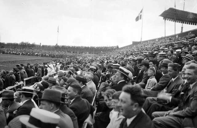 File:Ullevaal stadion 1935 3.jpg