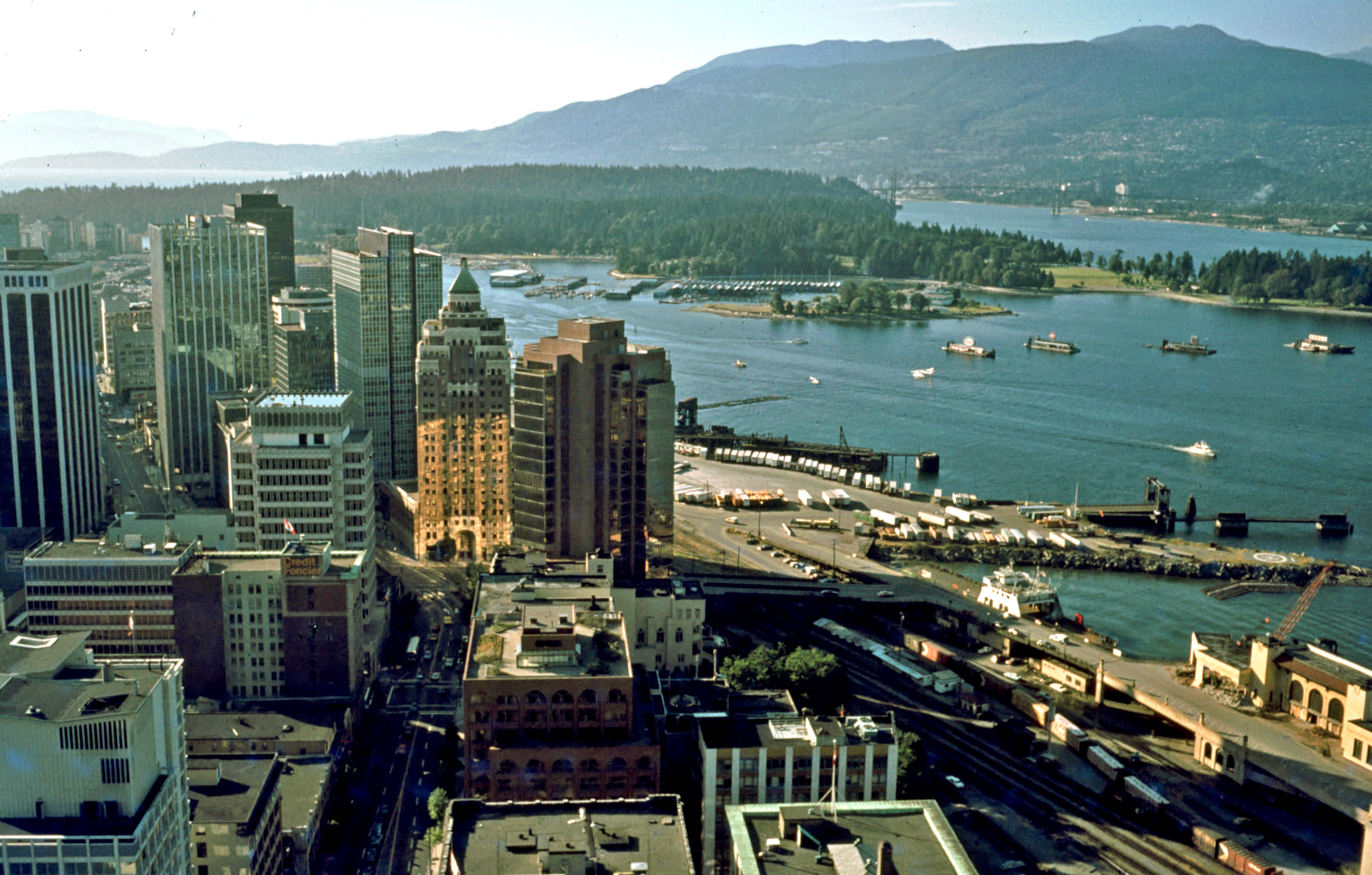 Life in Vancouver 1980 – Archive Footage