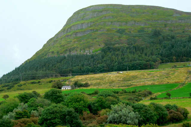 File:View of Knocknaree near Sligo - geograph.org.uk - 1152652.jpg