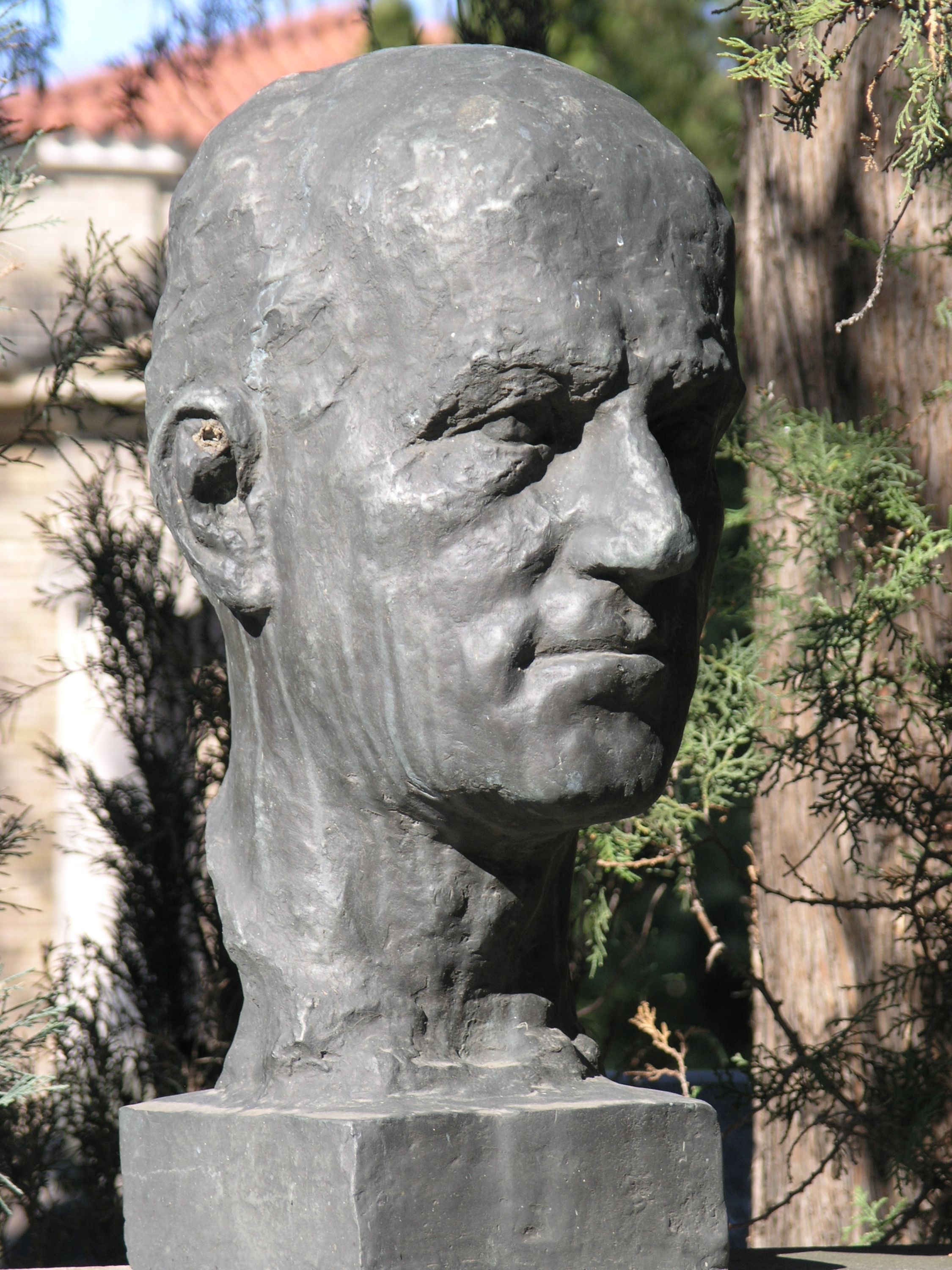 Bust of Emil Hlobil from Vyšehrad Cemetery