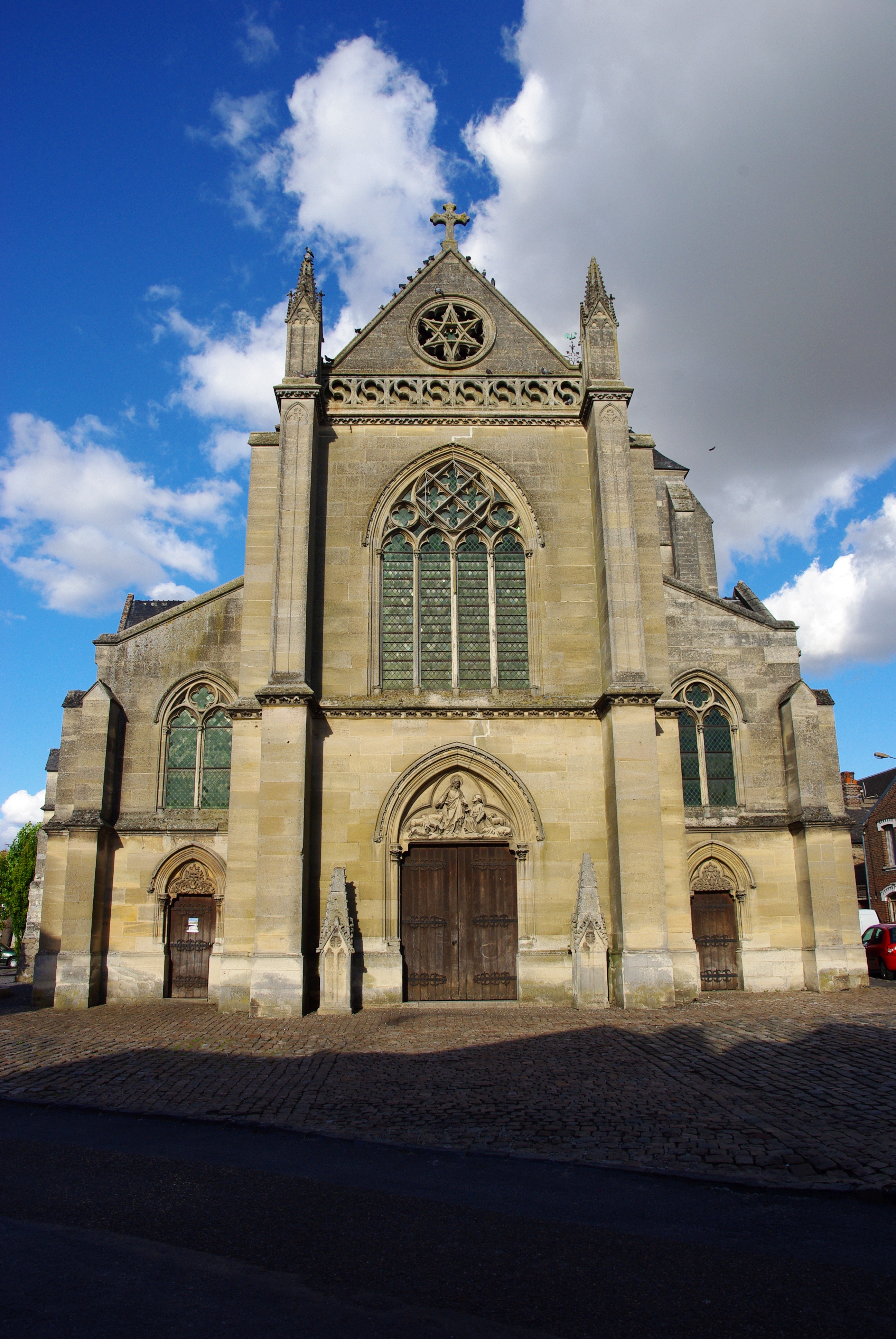 Eglise Saint-Pierre-Saint-Paul de Ribemont  France Hauts-de-France Aisne Ribemont 02240