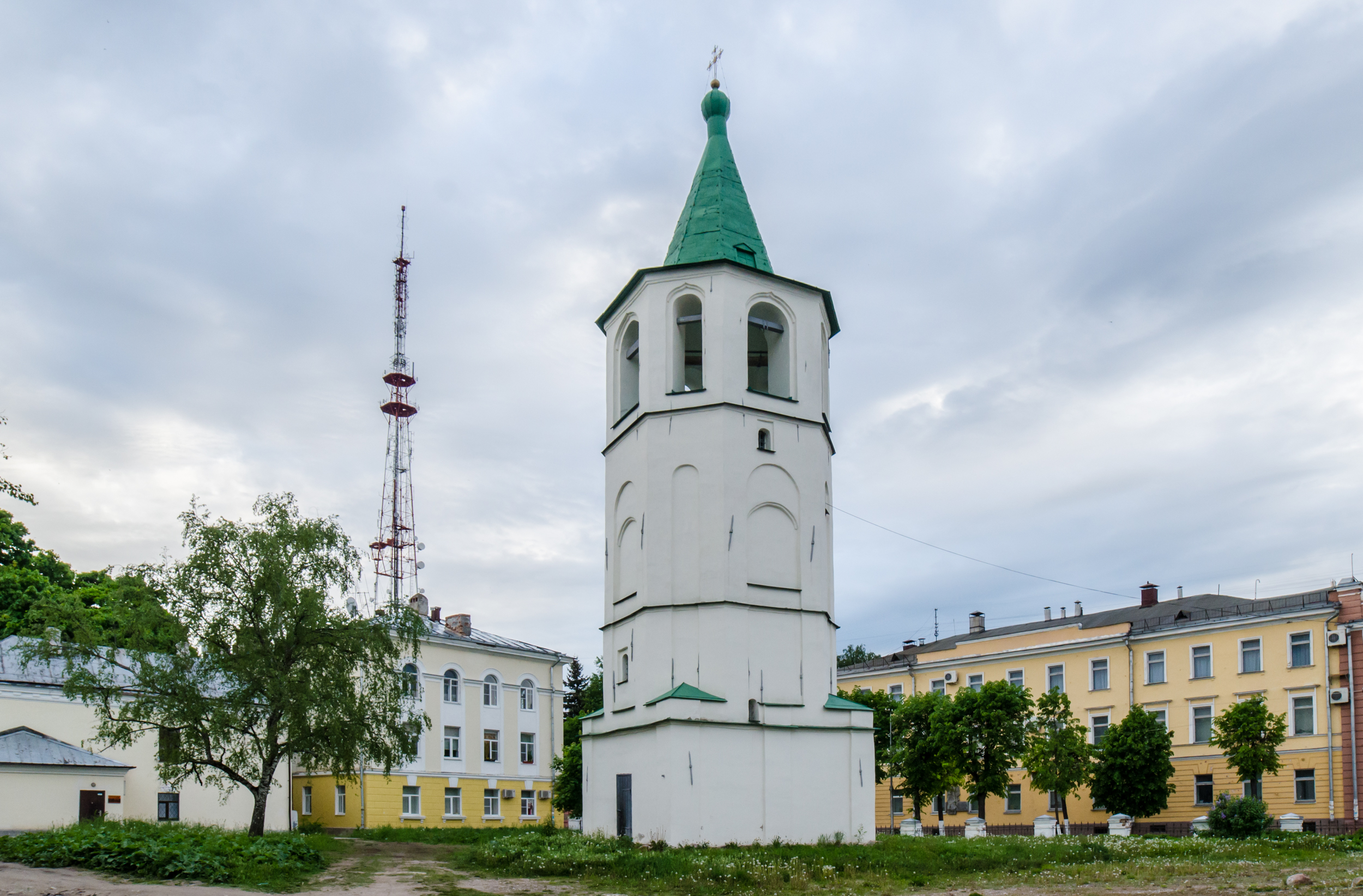 Храм димитрия солунского в великом новгороде