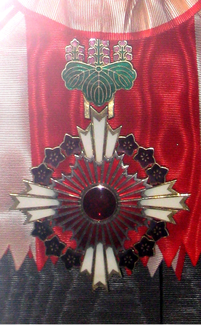 Орден хризантемы в японии