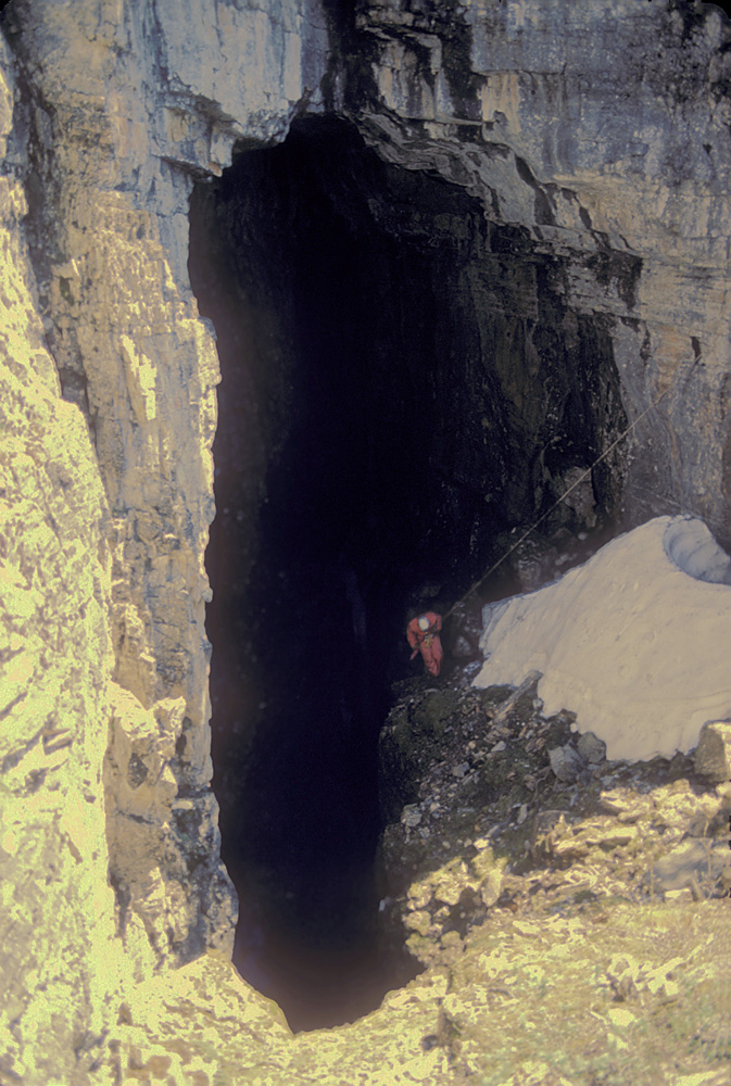 Close to the Edge cave Wikipedia