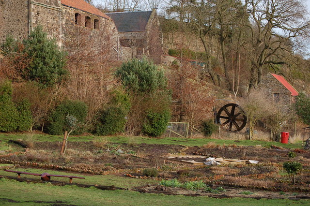 File:Craigencalt Ecology Centre - geograph.org.uk - 666836.jpg