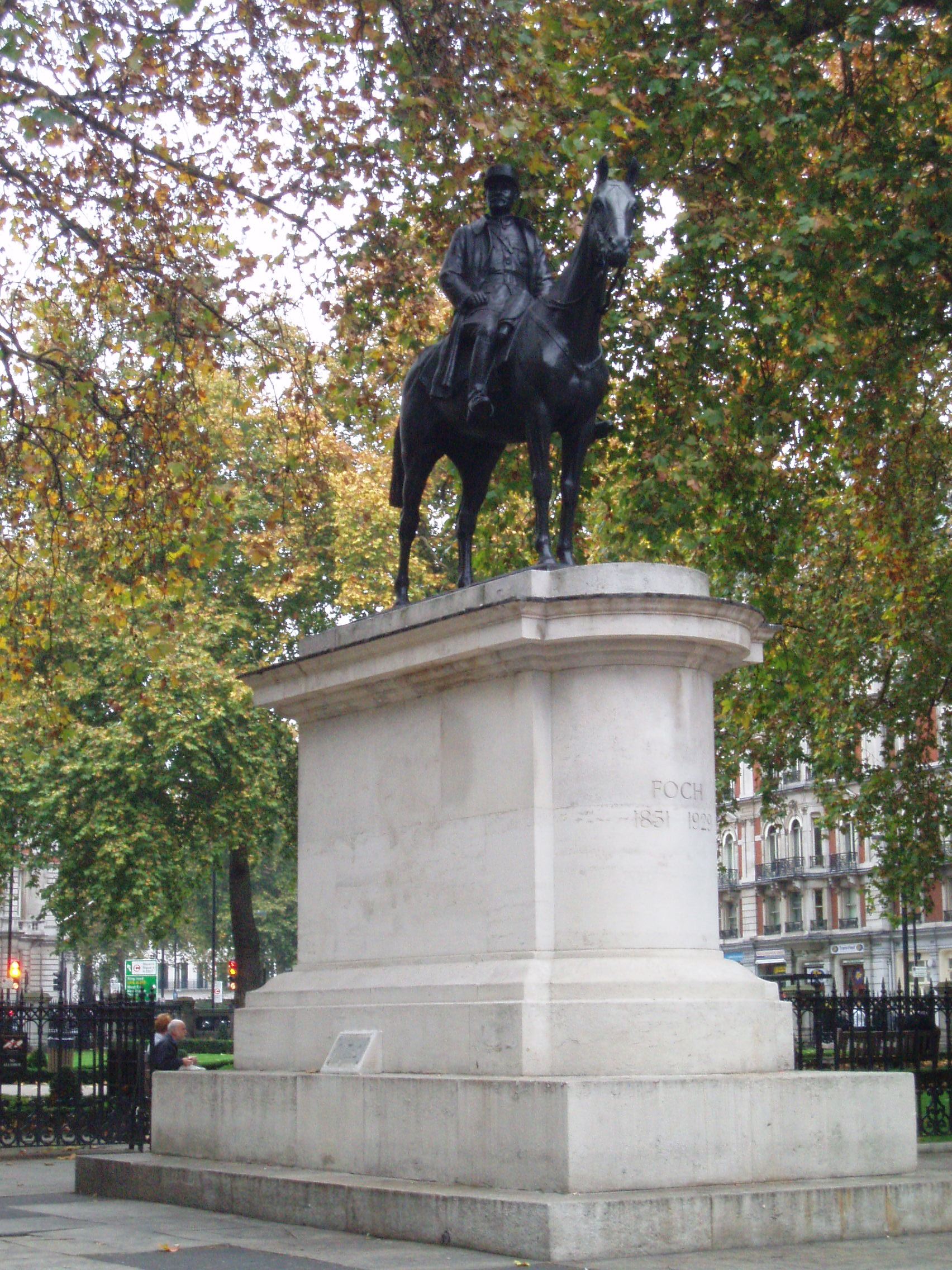 Equestrian statue of Ferdinand Foch, London