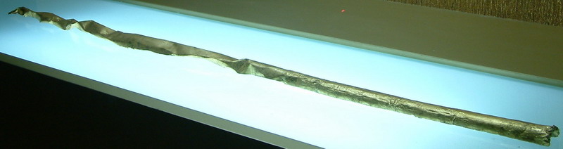 File:Gold Walking Stick from Sanxingdui.jpg