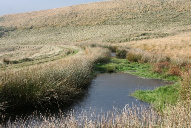 File:Hindle Banks - geograph.org.uk - 682329.jpg