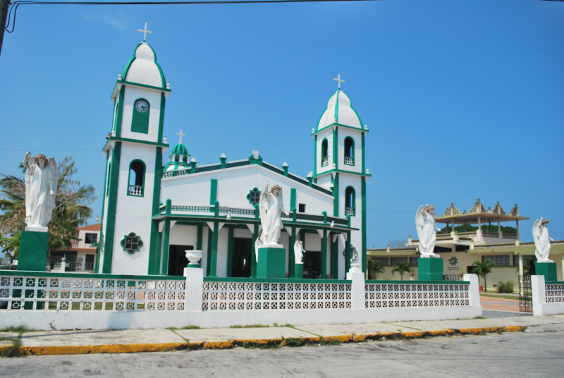 File:Iglesia del Señor de las Misericordias.JPG