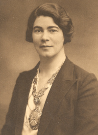 File:Kitty Clark radiographer 1896-1968.jpg