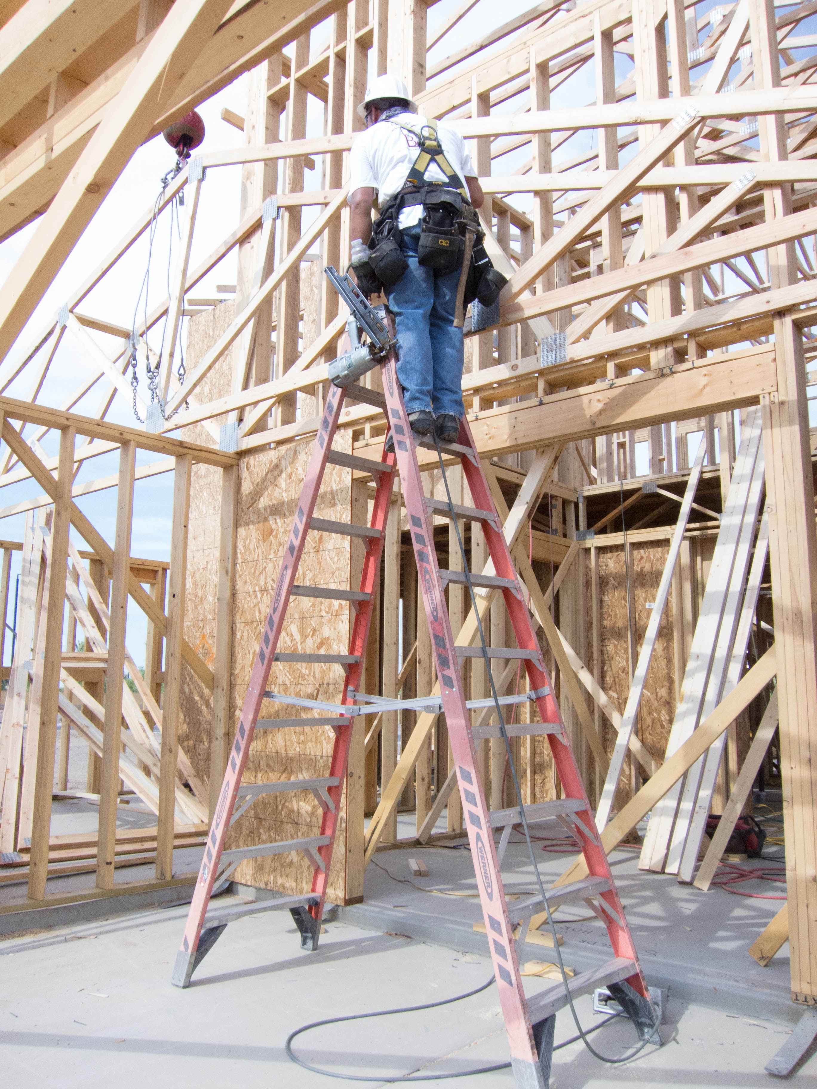 ladders Archives - Roofing