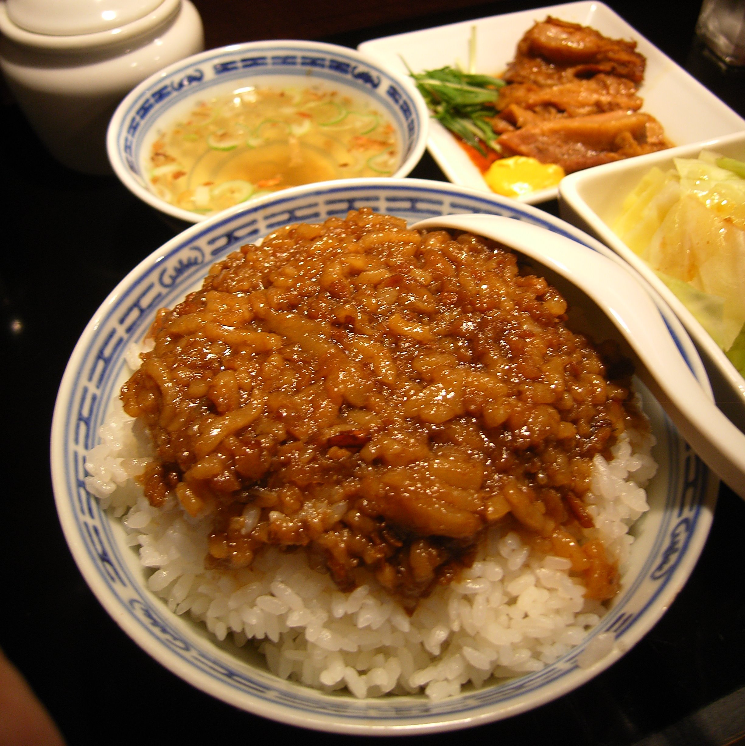 Taiwanese minced pork on rice 