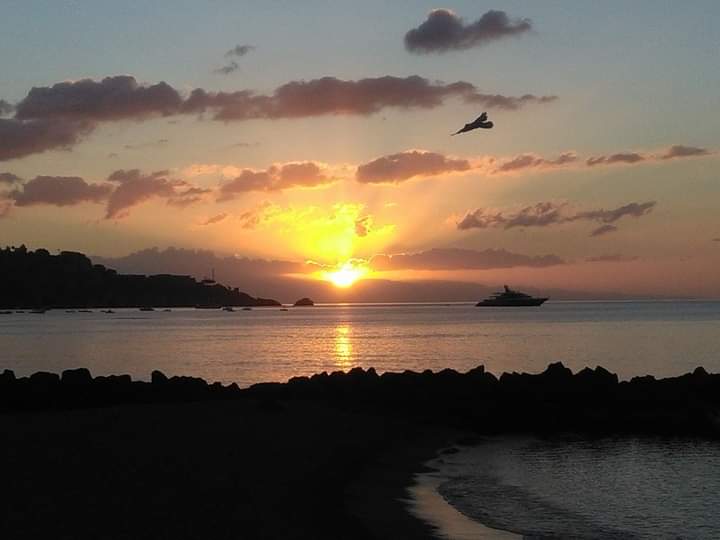 File:Naxos sunrise 2019.jpg