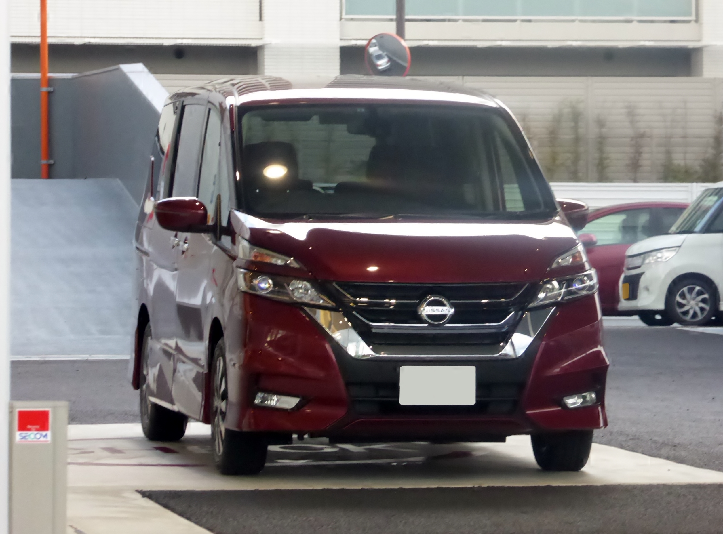 Nissan Serena c27 Highway Star