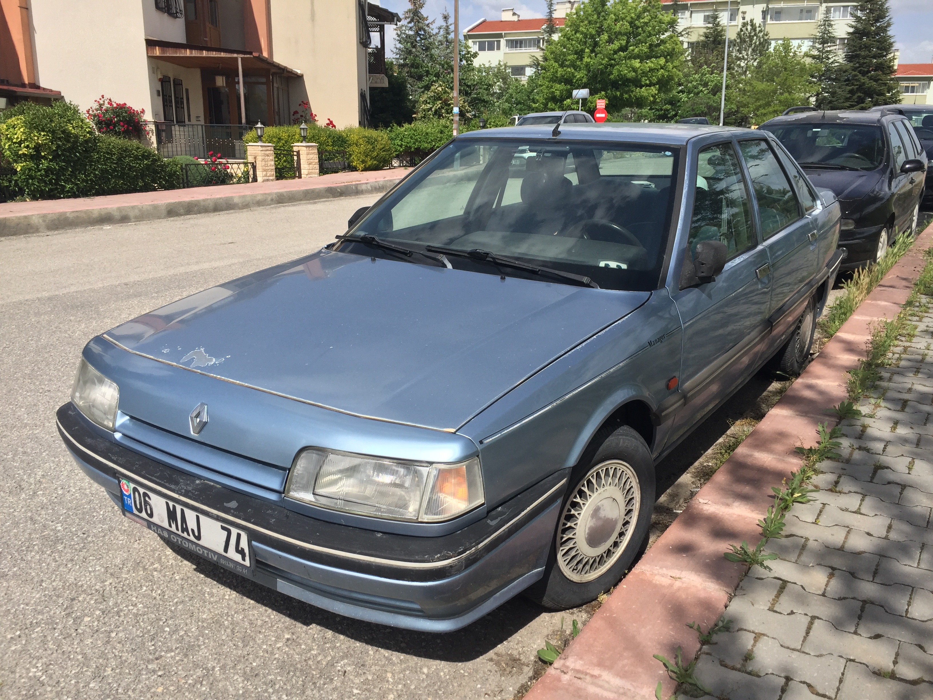Рено 21 год. Renault 21 1999. Рено 21 1992. Рено 21 седан 1995г. Рено 21 1991.