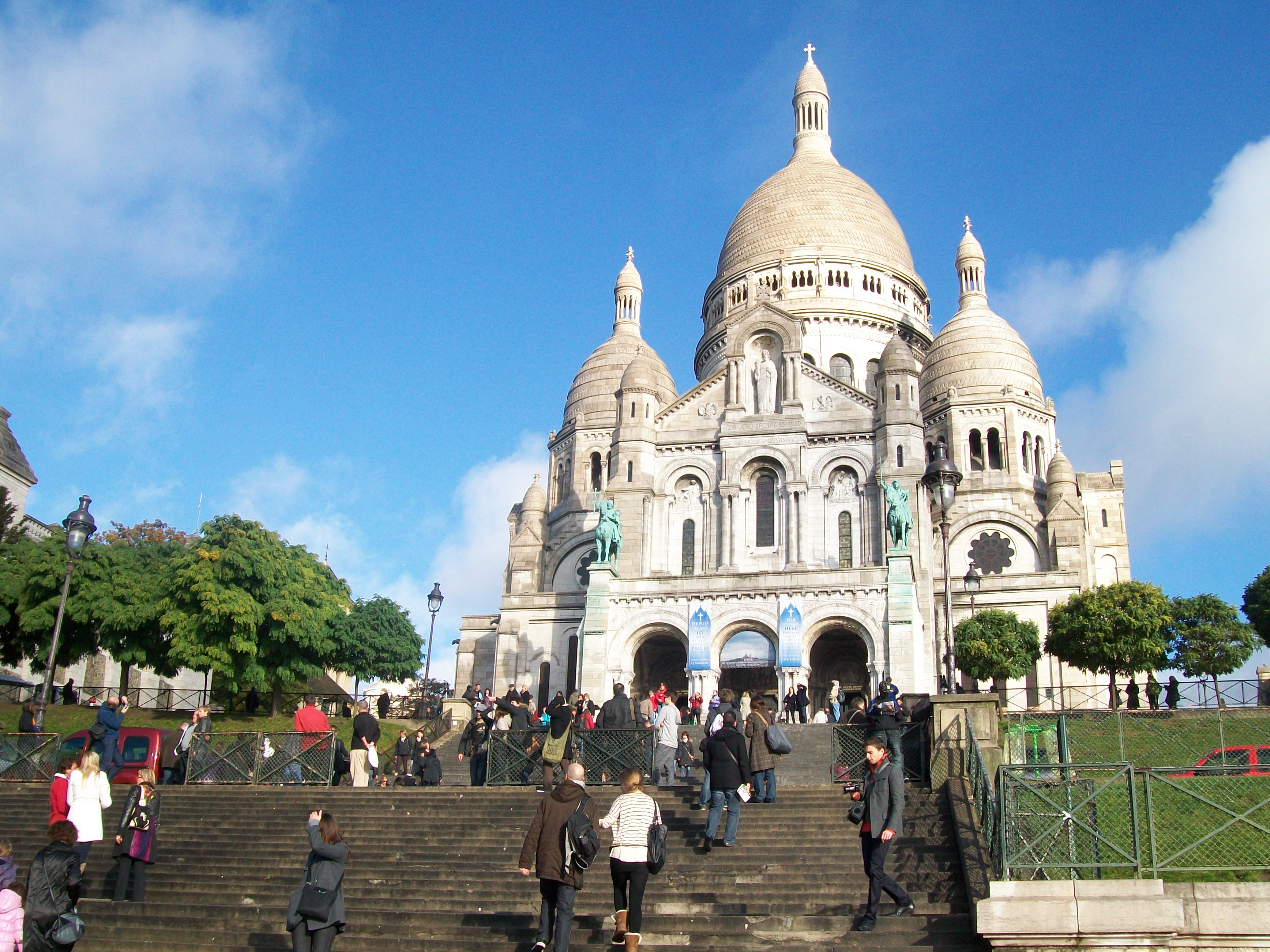 Sacre coeur Paris одежда