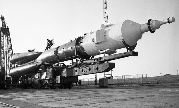 File:Soyuz 40b.jpg