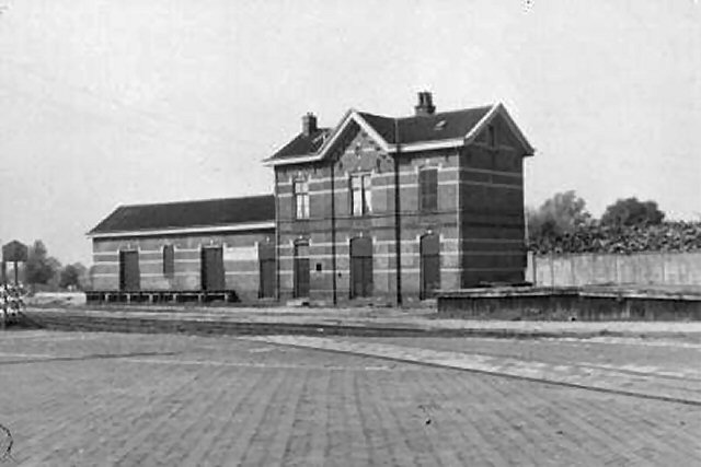 File:Station Oldenzaal E O.jpg